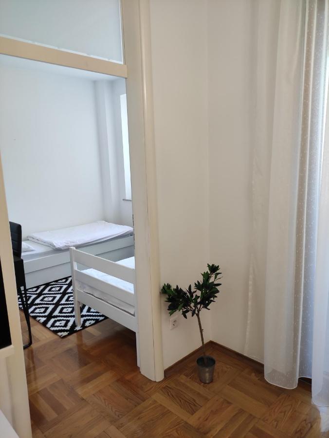Apartment Dajak Centar Баня Лука Екстериор снимка