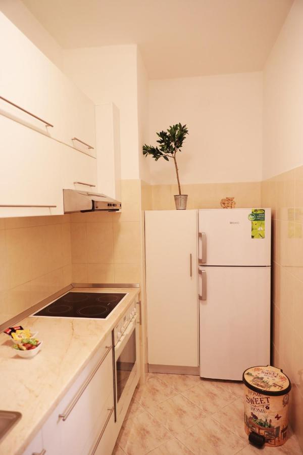 Apartment Dajak Centar Баня Лука Екстериор снимка